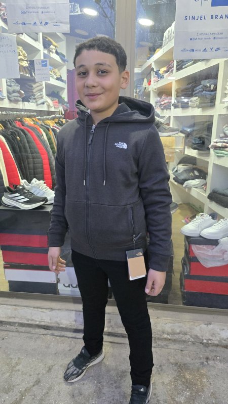 The north face kids feleece hoodiboys and girls