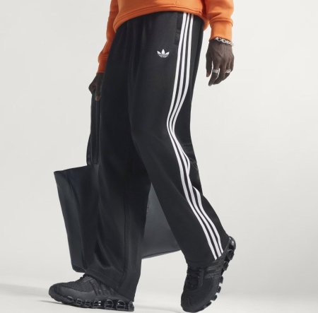 بنطلون رياضي هاي شاين بقصة أرجل مستقيمة من اديداس للرجال  لون أسود Adidas ADICOLOR CLASSICS HIGH-SHINE STRAIGHT-LEG TRACK PANTS    