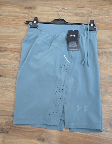 Under Armour Launch pro 7 Short style 1376508