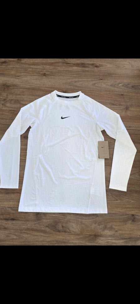 Women Nike dri fit pro