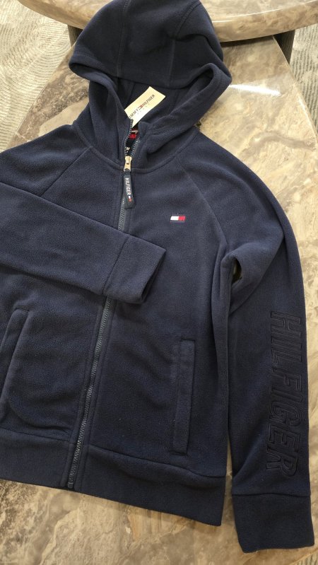 نعتذر تم نفاذ الكميه من المخزون <br> <span class='text-color-warm'>سيتوفر قريباً</span>